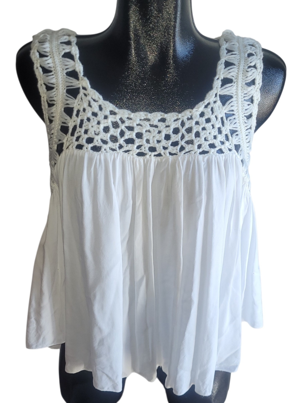 White Crochet Yoke Cold Shoulder Short Sleeve Boho Top Size S
